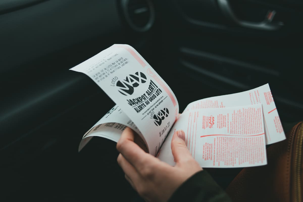 Lotto Max es uno de los juegos de lotería más importantes de Canadá; una mujer aseguró que era la ganadora del gran premio pero el billete que presentó era falso