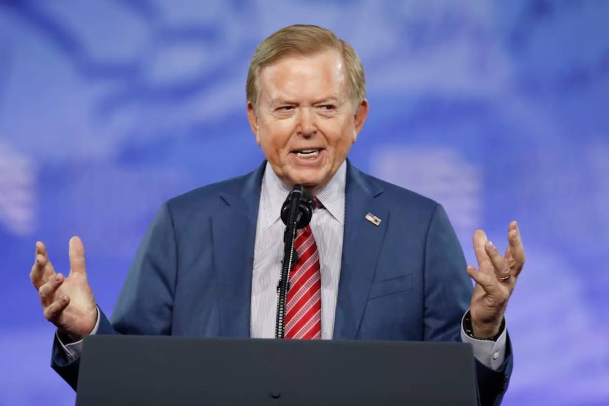 Lou Dobbs, en una conferencia conservadora en 2017 (Alex Brandon/AP).