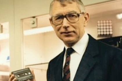 Lou Ottens murió a los 94 años