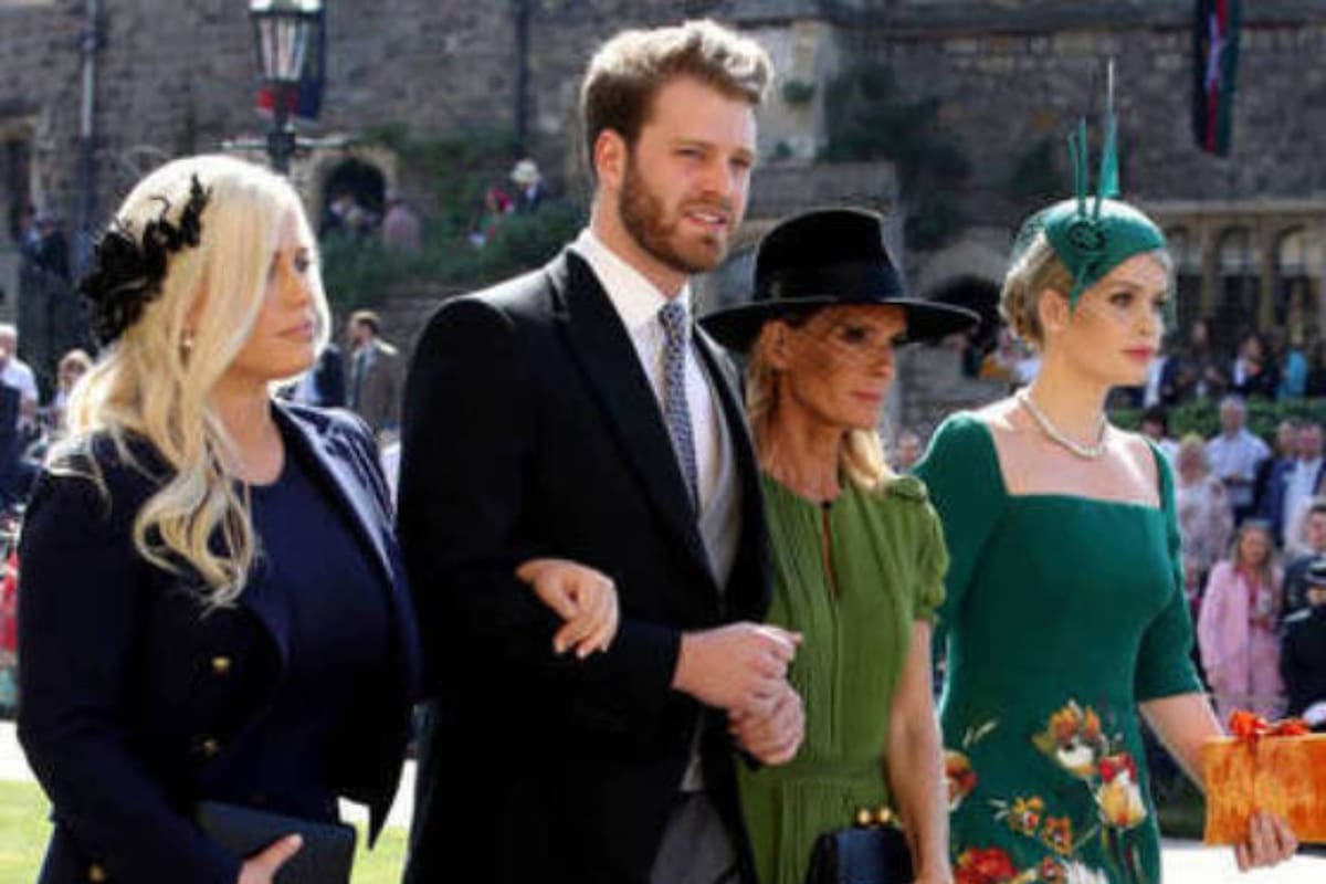 Louis Spencer con sus tres hermanas en la boda de Harry y Meghan.