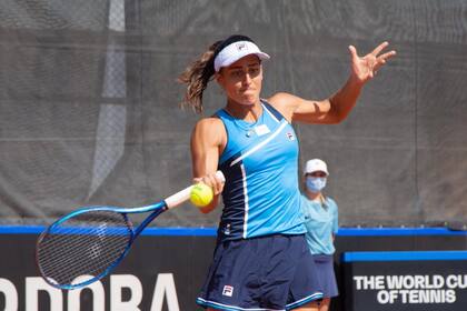 Lourdés Carlé jugó de igual a igual con dos jugadoras mucho mejor posicionadas en el ranking; fue una grata sorpresa en la serie contra Kazakhstán.