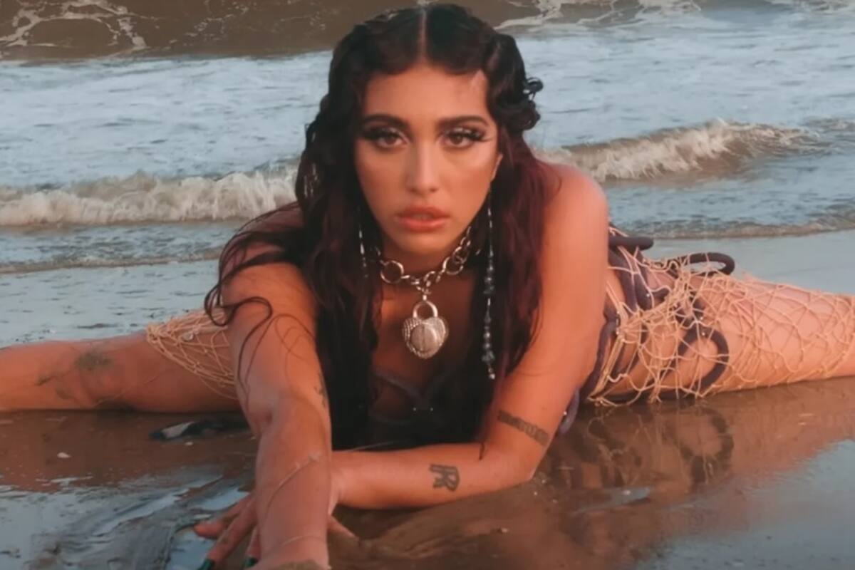 Lourdes Leon en el video de "Lock&Key", el tema con el que hace su debut como cantante