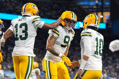 Love iguala su mejor marca con 4 pases de TD y Packers vencen 31-24 a Lions