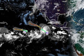 Dos tormentas tropicales cobran fuerza y podrían convertirse en huracán este fin de semana