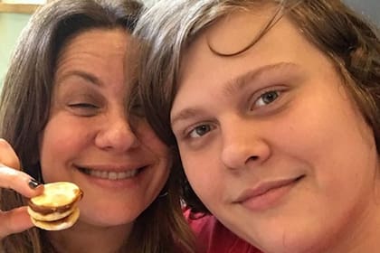 Luca cumplió 19 años y los celebró junto a sus hermanos menores, hijos de Pablo Echarri y la actriz