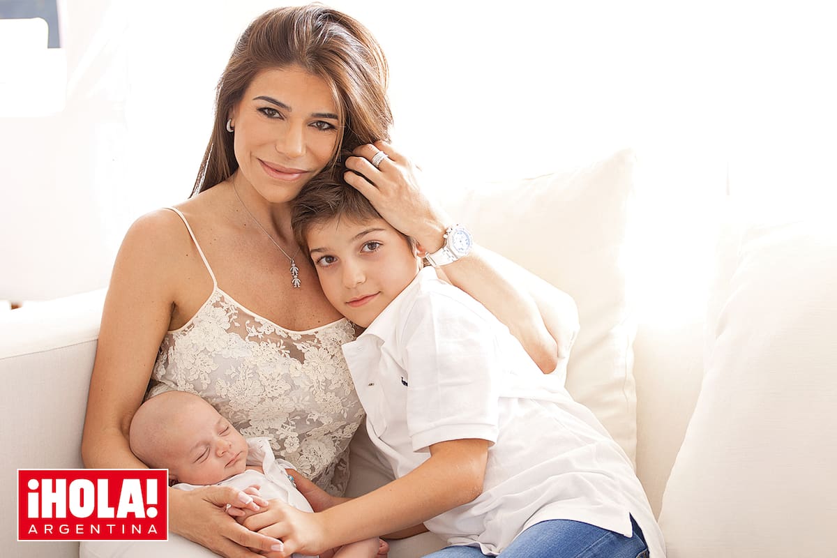 Luca en su infancia, junto a su mamá, Zulemita, la hija del ex presidente Carlos Menem, y su hermano menor, Malek Pocoví