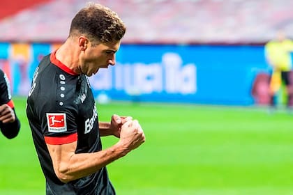 Lucas Alario hizo seis goles en minutos equivalentes a siete partidos en la última temporada