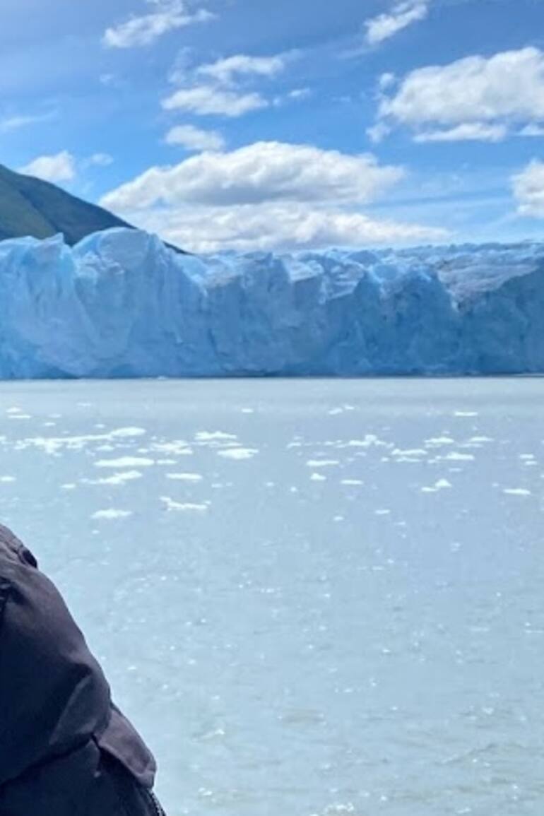 Lucas dice que aprende mucho del feedback que tiene con sus oyentes y disfruta mucho de poder impactar positivamente en la vida de muchas personas hipoacúsicas.