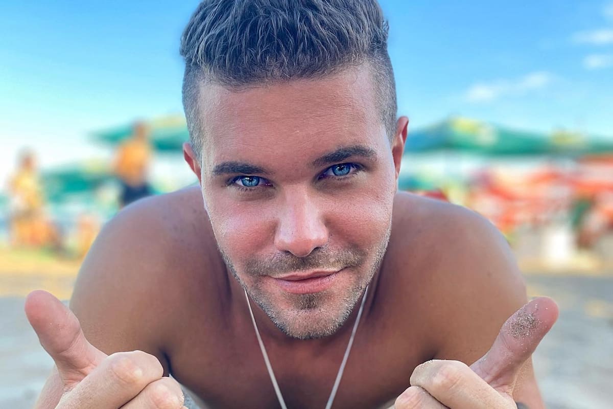 Lucas Loccisano es popularmente conocido como "Locho" este joven que fue "secretario" de Pamela David en La Ruleta acaba de ingresar a El Hotel de los Famosos