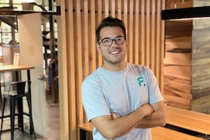 Creó una app para gestionar equipos online que es furor entre las empresas