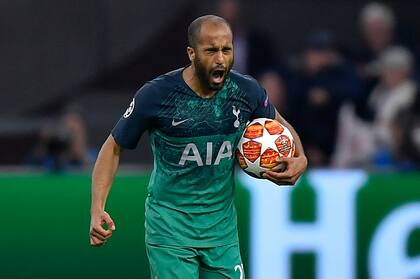Lucas Moura sería uno de los elegidos para reemplazar a Neymar en la Copa América