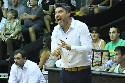 Lucas Victoriano, a los 40 años, disfruta su etapa como entrenador y se ilusiona con su futuro