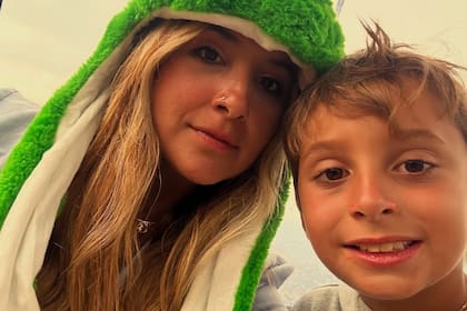 Lucas y su madre, Blancalida Martinez Coronado