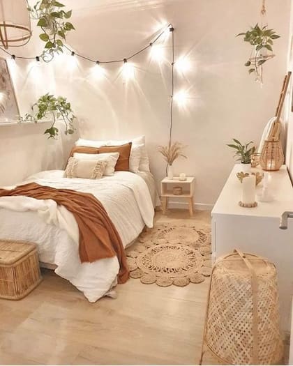 Luces y madera.