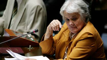 Lucia Topolansky en el Senado