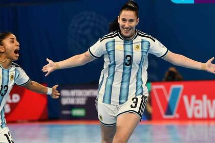Lucía Rossi, autora de dos goles ante Colombia para el pase a las semifinales del Mundial femenino de futsal