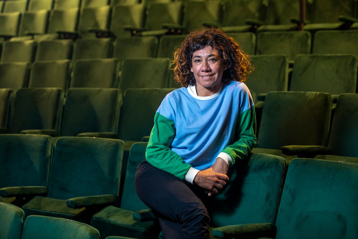 Luciana Acuña acaba de estrenar Hielo negro, en el teatro Sarmiento