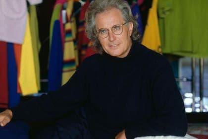 Luciano Benetton salió de la pobreza en Italia para convertirse en multimillonario con una marca de moda global y unas de las campañas publicitarias más controvertidas de la historia.