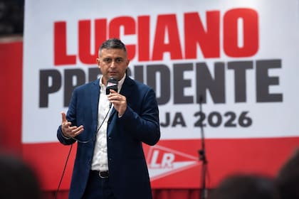 Luciano Nakis, candidato a presidente de Independiente por la Lista Roja