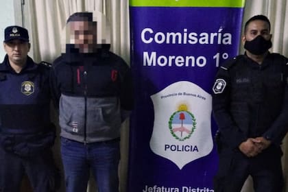 Luciano Viale en el momento de ser detenido por la policía bonaerense