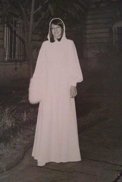 Lucila Vera a sus 22 años, cuando festejó su casamiento en el Palacio de los Patos