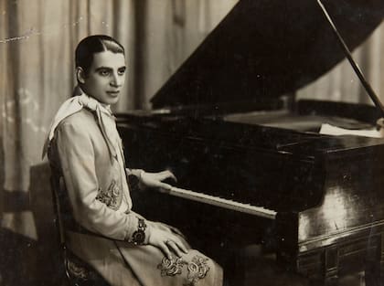 Lucio Demare le puso música a los versos de Homero Manzi y, entre los dos, dieron forma definitiva a Malena