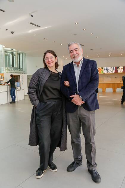 Lucrecia Palacios, directora de Arteba, y Emilio Xarrier, gerente general del Malba