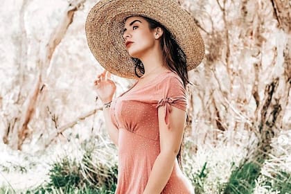 Lucy Banks se volvió una creadora de contenido exitosa, pero a un alto costo