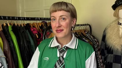 Lucy cuenta que sus experiencias de adicción a las compras son como un "ahogo físico y emocional"