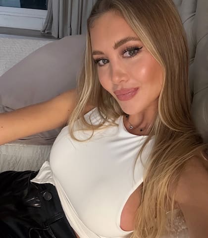 Ludmila Isabella es influencer, trabajó como conductora en Net TV y es madre de Benicio, fruto de su relación con el exjugador de Vélez Lautaro Acosta (Foto: Instagram @ludisabella)