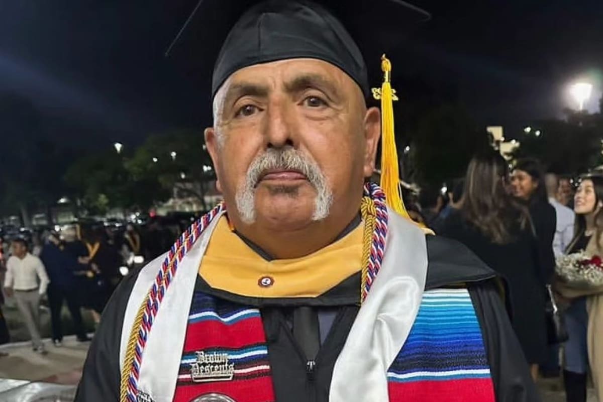 Luego de 30 años de estar en prisión, Valadez logró graduarse como maestro en Trabajo Social