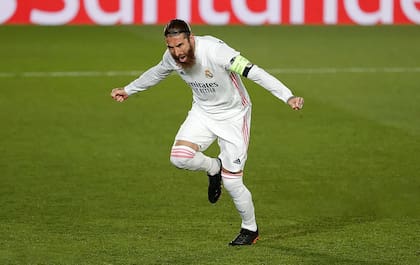Luego de confirmar su salida de Real Madrid, PSG está interesado en contar con Sergio Ramos, que también es pretendido por Chelsea