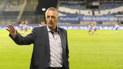 Luego de Gimnasia, Alfaro asume en Huracán