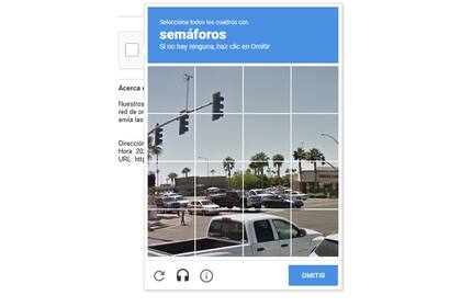 Luego de hacer clic en no soy un robot, hay que reconocer objetos en varias imágenes como la que se ve arriba