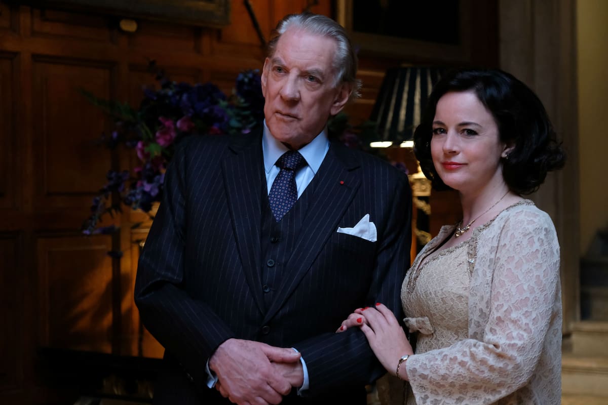 Luego de la versión cinematográfica dirigida por Ridley Scott, All the Money in the World, llega la miniserie a cargo del realizador de Trainspotting, con Donald Sutherland, Brendan Fraser y Hilary Swank