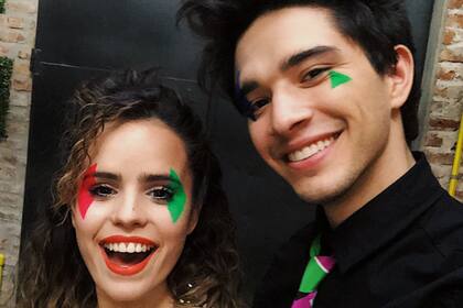 Luego de que Angel de Brito lo incomodara con una pregunta en la pista de ShowMatch, Julián Serrano comunicó su decisión de renunciar al certamen