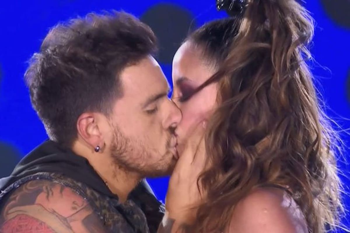 Luego de que Fede Bal y Lourdes Sánchez sellaran su presentación en el "Súper Bailando" con un beso, el Chato Prada -pareja de la bailarina- dio su opinión