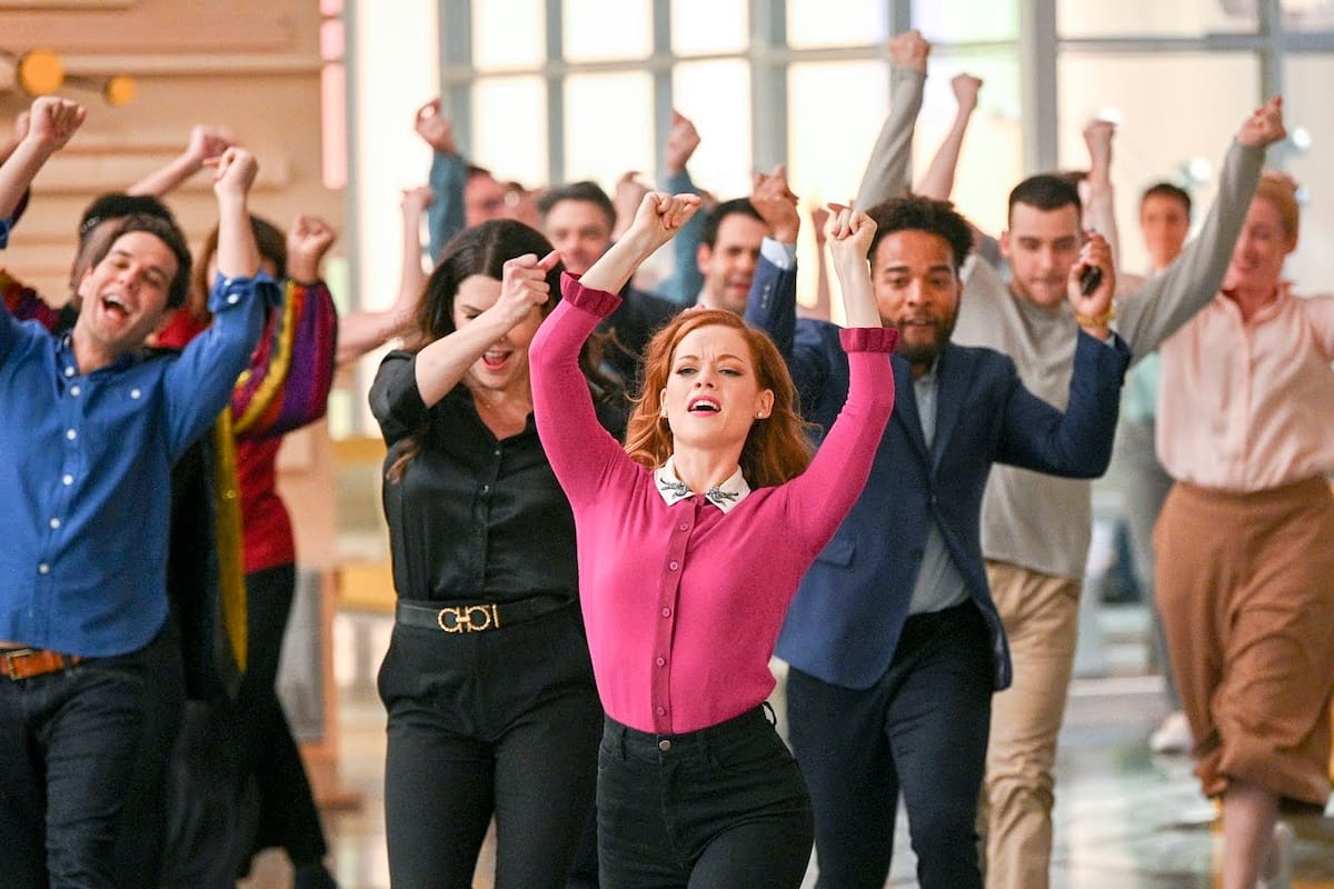 Luego de que la cadena NBC suspendiera la tercera parte de Zoey's Extraordinary Playlist, la serie se convirtió en tendencia en HBO Max y en las redes sociales