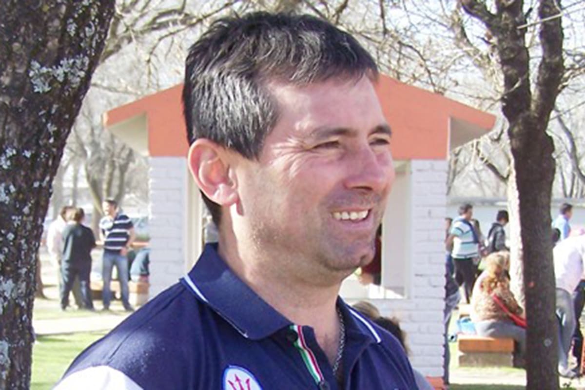 Luego de ser peón, domador y jockey, Facundo Ortiz transita su quinto año como entrenador, en Villa María