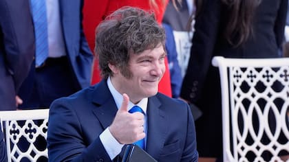 Luego del acuerdo con Donald Trump, LLA tiene el la mira puesta en el 26 de octubre