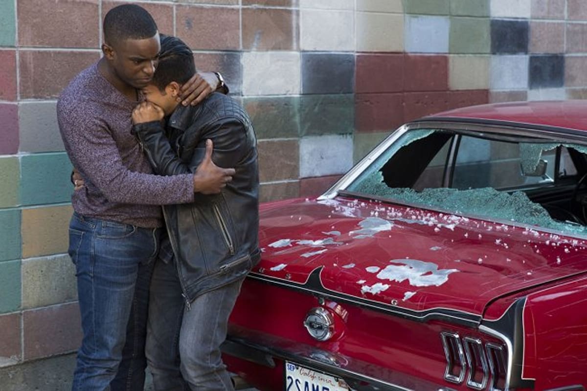 Luego del ataque que dejó, al menos, 10 muertos en un colegio secundario, Netflix decidió posponer el lanzamiento de la segunda temporada de la serie