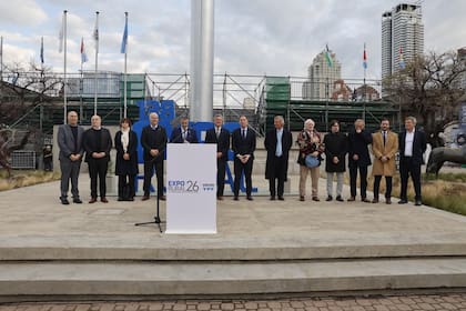 Luego del corte de cintas se escucharon los discursos de las autoridades
