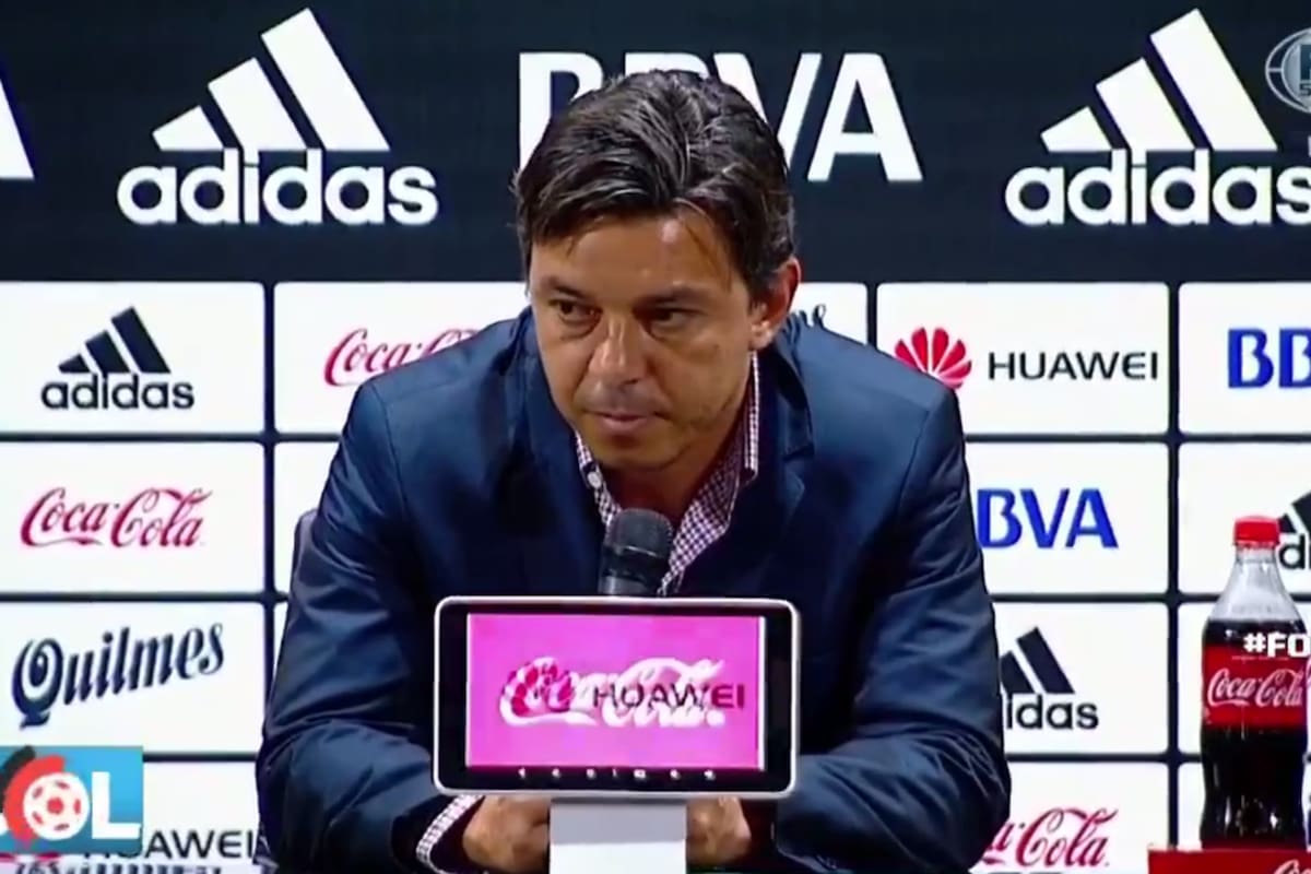 Luego del empate 2-2 en el Monumental el DT millonario dio una breve conferencia de prensa en la que pidió disculpas por sus gritos durante el partido