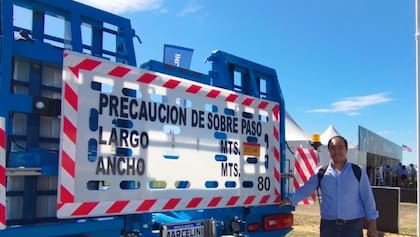 Luego también trabajó para industrias de tanques cisterna en Cañuelas y para una firma de carretones en Santa Fe para transportar maquinaria agrícola