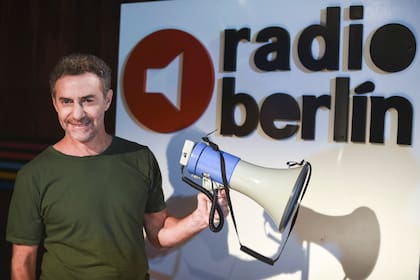 Radio Berlín debutará en el 107.9 del dial, donde supo tener lugar ESPN Radio
