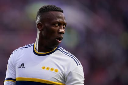 Luis Advíncula, defensor de Boca