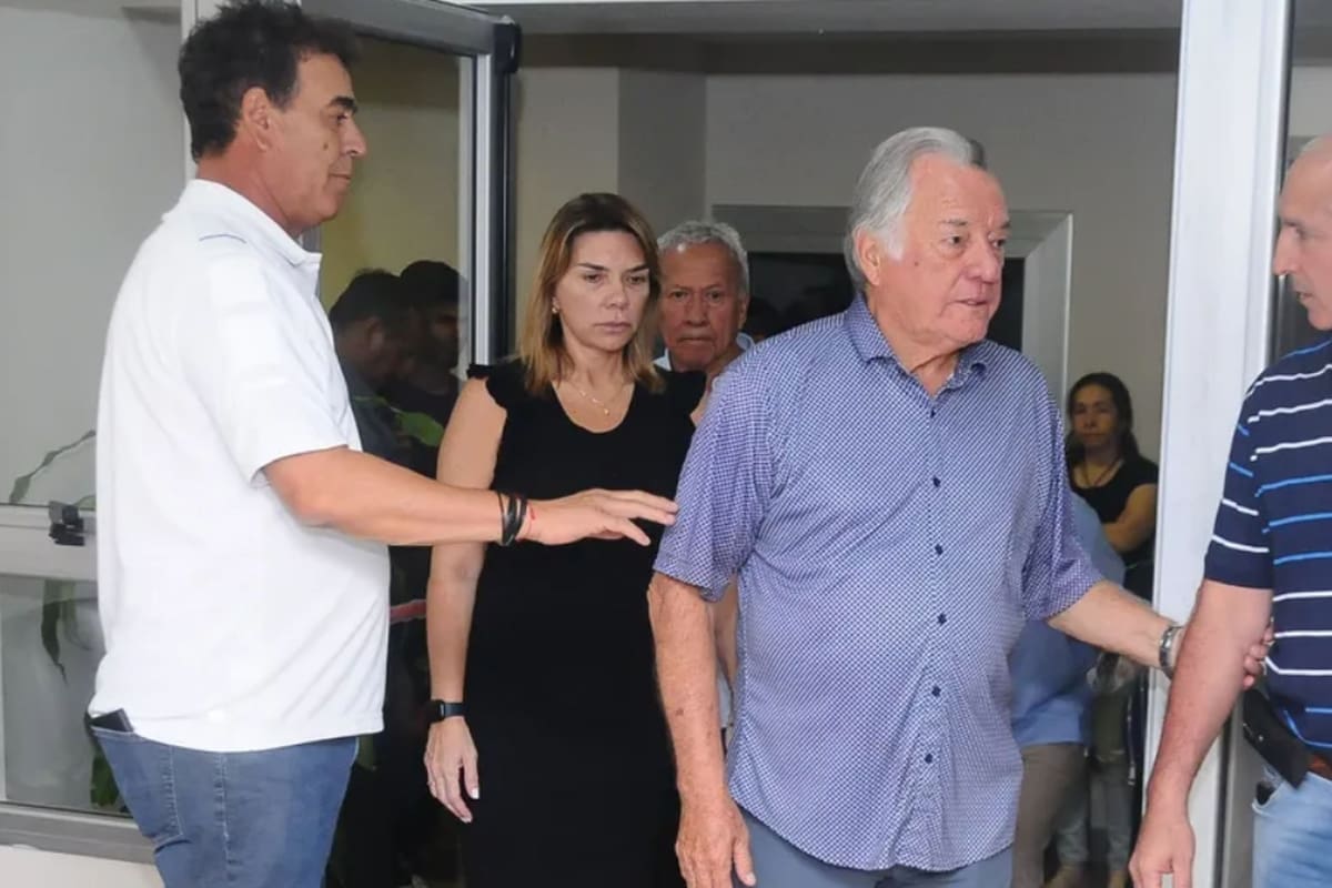 Luis Barrionuevo y su hija Sandra, que maneja la obra social de los gastronómicos