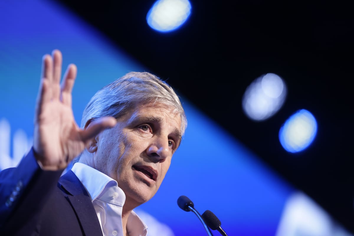 Luis Caputo anunció la continuidad de la rebaja de las retenciones para el trigo y la cebada hasta el 31 de marzo próximo