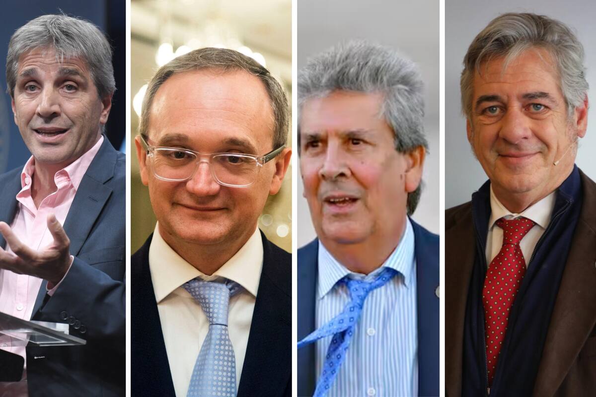Luis Caputo, ministro de Economía; Gustavo Idígoras, presidente de Ciara-Cec, José Martins, coordinador de CAA y Nicolás Pino, presidente de la SRA