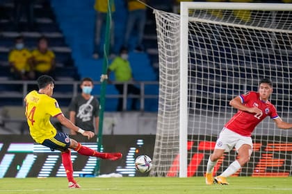 Luis Díaz anota el tercero de Colombia frente a Chile